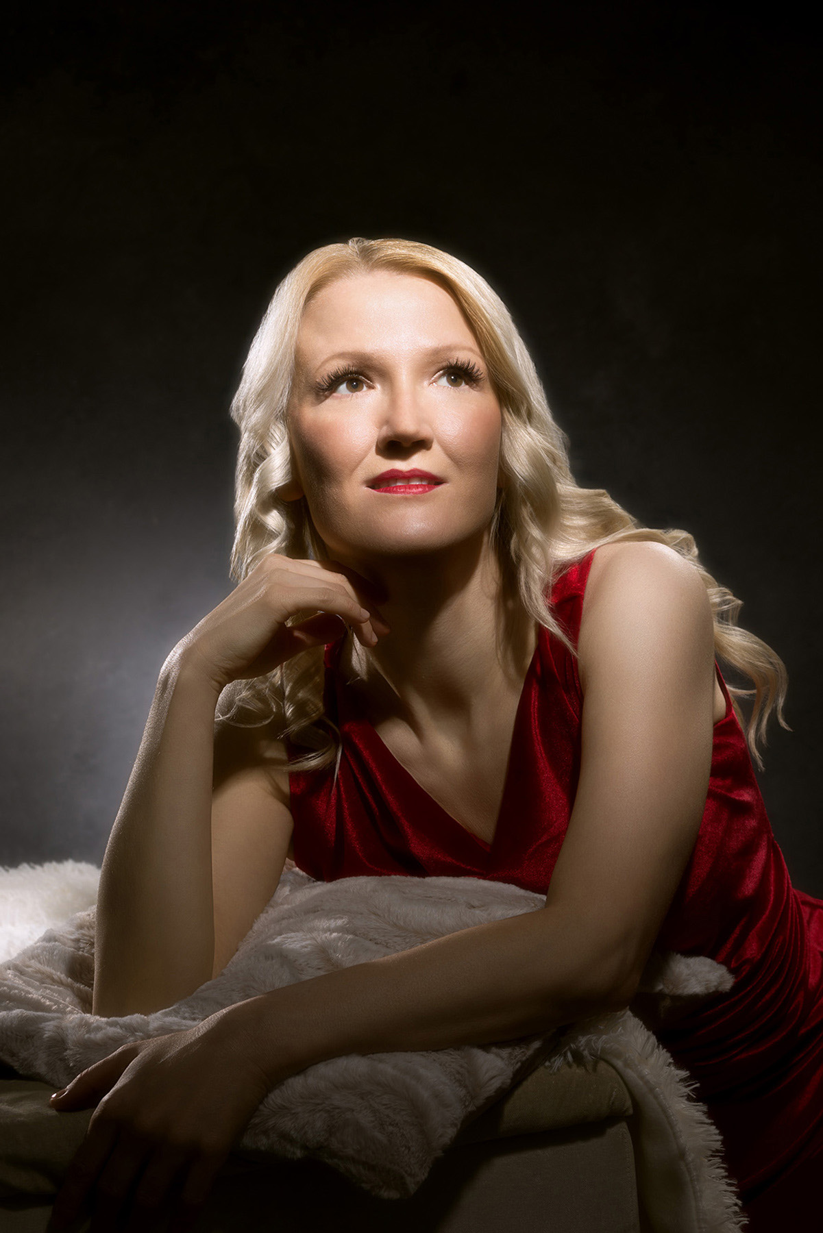 Classical glamour portrait photography